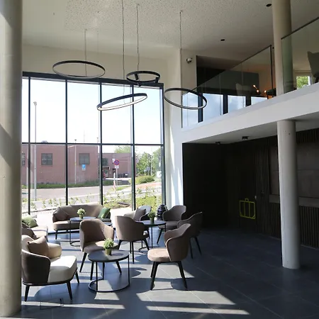 In2 The Boardinghouse