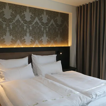 In2 The Boardinghouse